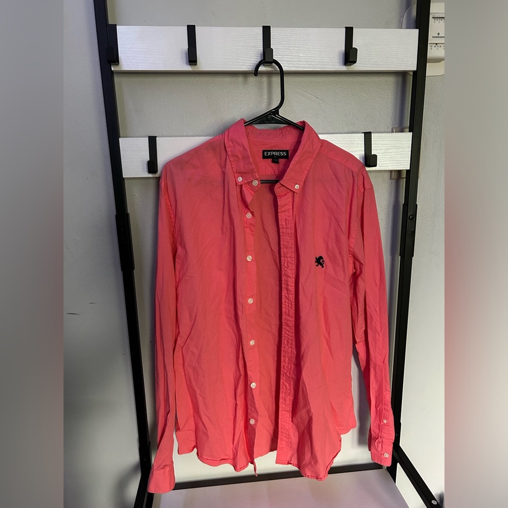 Peachy pink long sleeve collared button down shirt